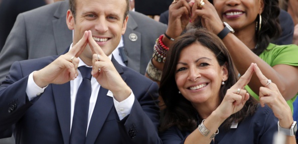 Dieu et mon doigt Dieu et mon doigt