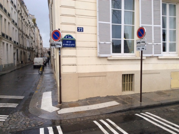 Stupidalgo en croisade contre Saint Louis ! Stupidalgo en croisade contre Saint Louis !