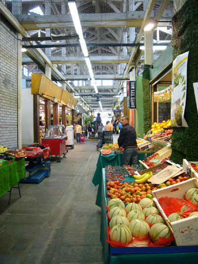 Marchés couverts parisiens : la strangulation