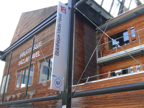 Une bibliothèque parisienne livrée aux sauvages et Hidalgo ne fait toujours rien ! Une bibliothèque parisienne livrée aux sauvages et Hidalgo ne fait toujours rien !