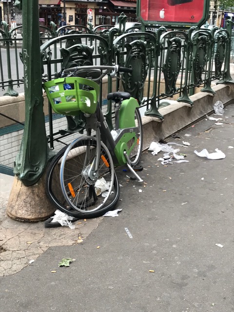 Nature vraiment morte au Vélib'