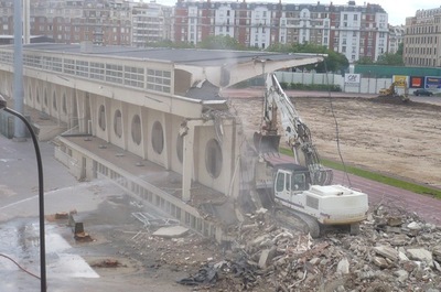 Destruction de la tribune Art Déco de Jean Bouin : les images exclusives du saccage Destruction de la tribune Art Déco de Jean Bouin : les images exclusives du saccage
