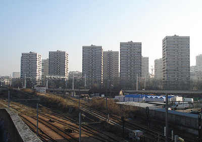 Encore une initiative du Delanopolis pour trouver une destination au 104 et régler la question des ghettos !