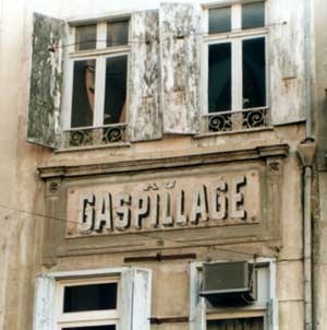 Gaspillages parisiens : la facture s'alourdit !