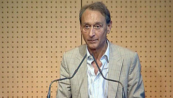 Talion à Bizerte : Delanoë fait expulser des Tunisiens, des Tunisiens l'expulsent ! Talion à Bizerte : Delanoë fait expulser des Tunisiens, des Tunisiens l'expulsent !