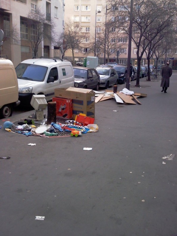 Saleté de Paris : votre mairie s'en lave les mains !