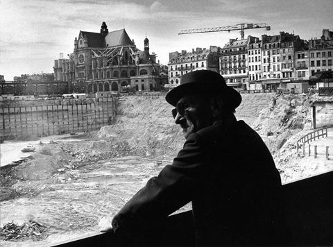 Le vide sidère Halles