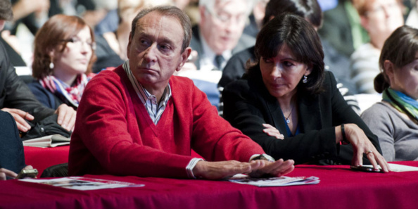 Pff ... pourvu qu'elle ne me pose pas de questions ! Pff ... pourvu qu'elle ne me pose pas de questions !