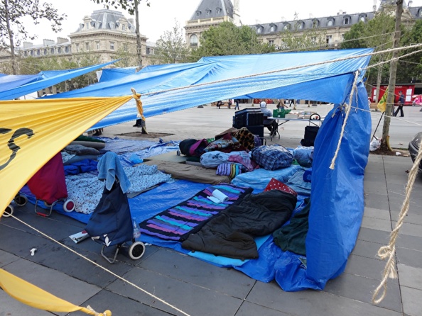 Place de la République : Dal sur dalle