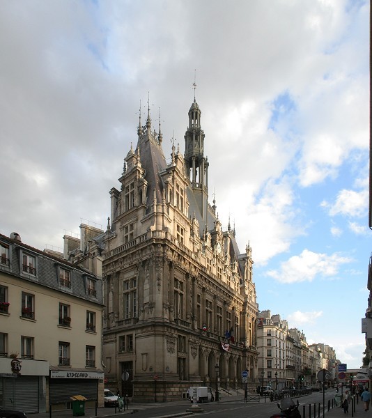 Beau bâtiment n'est-ce pas ? Beau bâtiment n'est-ce pas ?