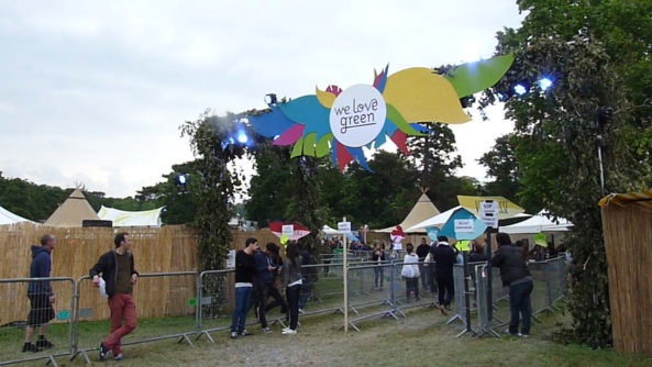 Massacre pour un Bagatelle Massacre pour un Bagatelle