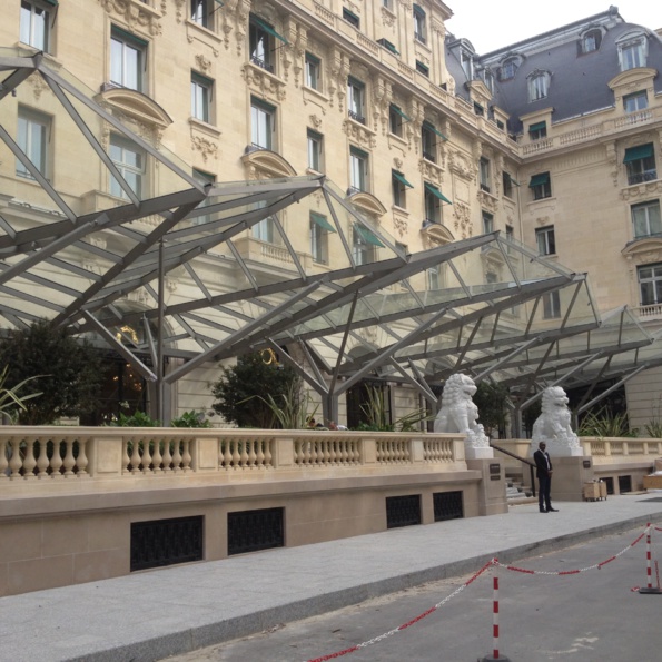 Hôtel Peninsula : horreur et chinoiserie ! Hôtel Peninsula : horreur et chinoiserie !