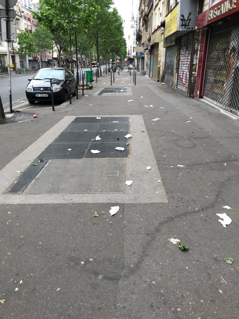 Crasse à Paris : un jour de mai ordinaire boulevard de Strasbourg