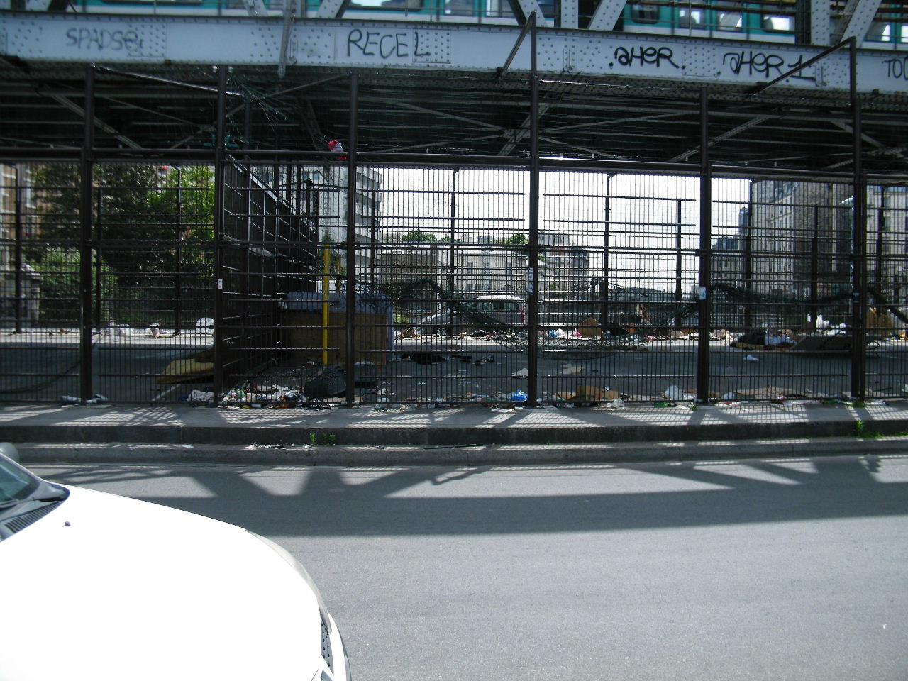 Pariscradopolis ! Pariscradopolis !