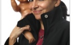 Mamie Dalgo, retraitée à l'Hôtel de ville, invite les petits zenfants à écouter ses jolies zistoires ! Mamie Dalgo, retraitée à l'Hôtel de ville, invite les petits zenfants à écouter ses jolies zistoires !
